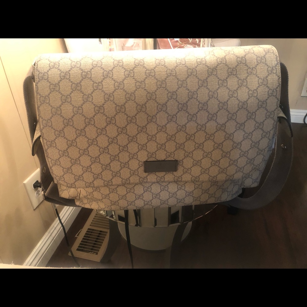 Authentic Gucci Messenger Diaper Bag!